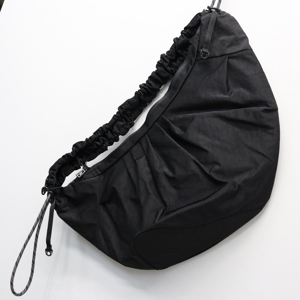 TEXTURED TWILL BODY BAG #BLACK [FTT36261B0008]