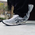 GEL-KAYANO 14 #WHITE/GRAPHITE GREY [1203A537]