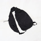 NYLON B LENS CROSSBODY RUCKSACK #BLACK 999 [RCCMAC735A-005269G-26FWP]