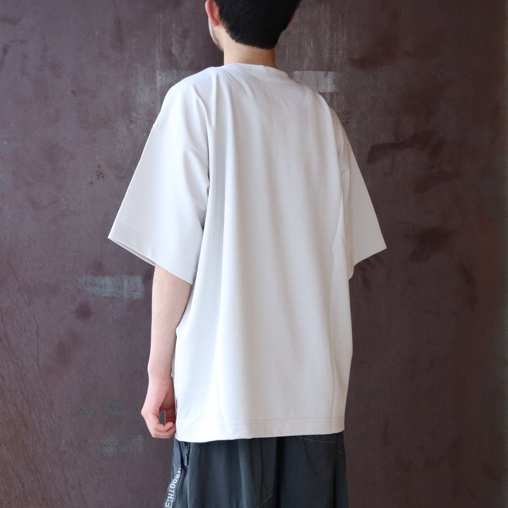 SND1 - Basic Pocket Tee (Ver. Sharp) #Cream [GOOPI-26SS-APR-01]