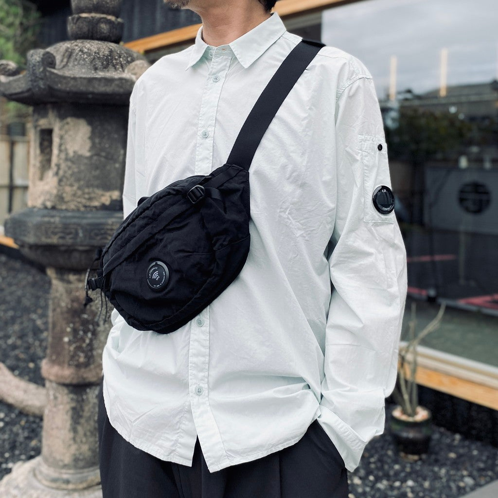 NYLON B LENS CROSSBODY PACK #BLACK 999 [RCCMAC734A-005269G-26FWP]