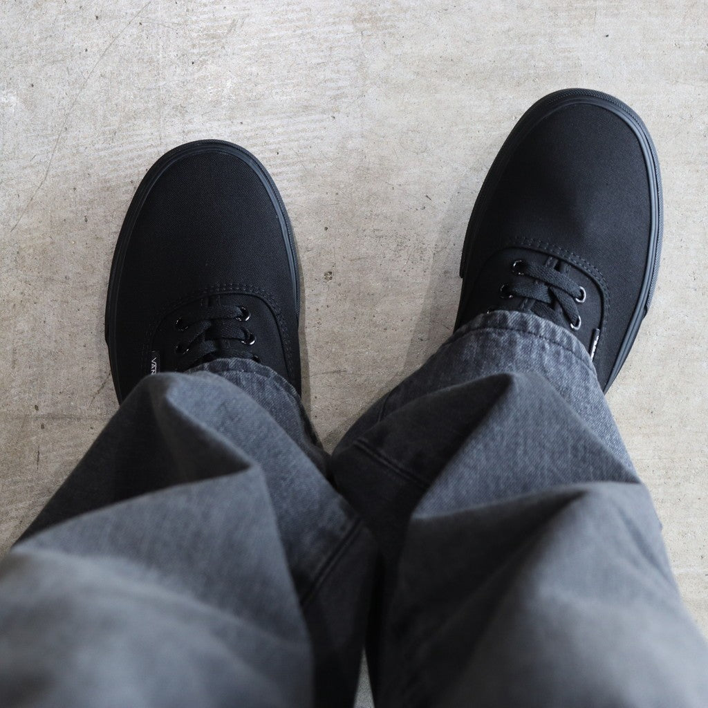 UA Authentic #BLACK/BLACK [VN000EE3BKA]