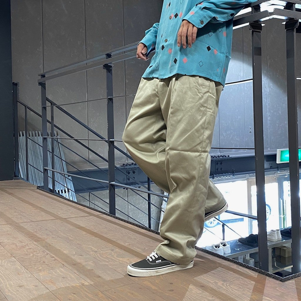 DOUBLE PLEATED CHINO TROUSERS #L-BEIGE [24FW-WMP-PT02]