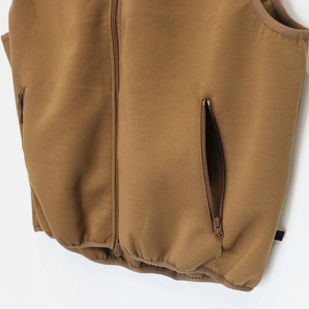 TECH SCUBA KNIT STAND COLLAR VEST #COYOTE [BE-61025W] – cocorozashi