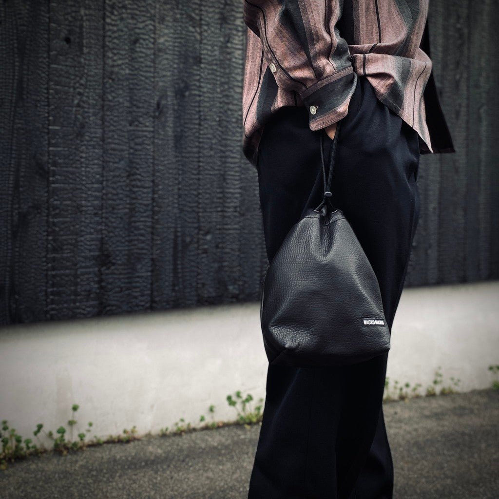 LEATHER POUCH #BLACK [26SS-WMA-BG14]