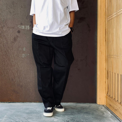 DOUBLE PLEATED CHINO TROUSERS ( TYPE-1 ) #BLACK [26FWE-WMP-PT01]