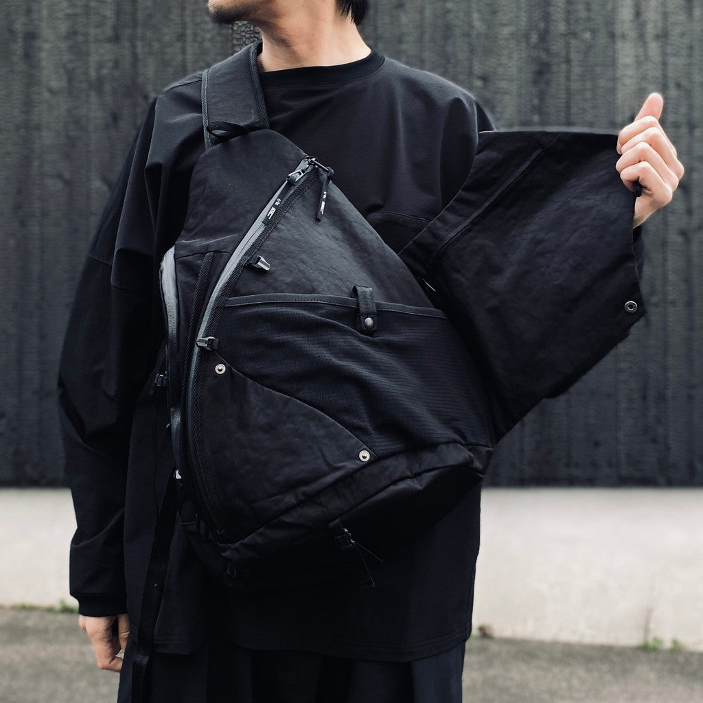 TEXTURED TWILL 3 POINTS SLINGER BAG #BLACK [FTT36261B0004