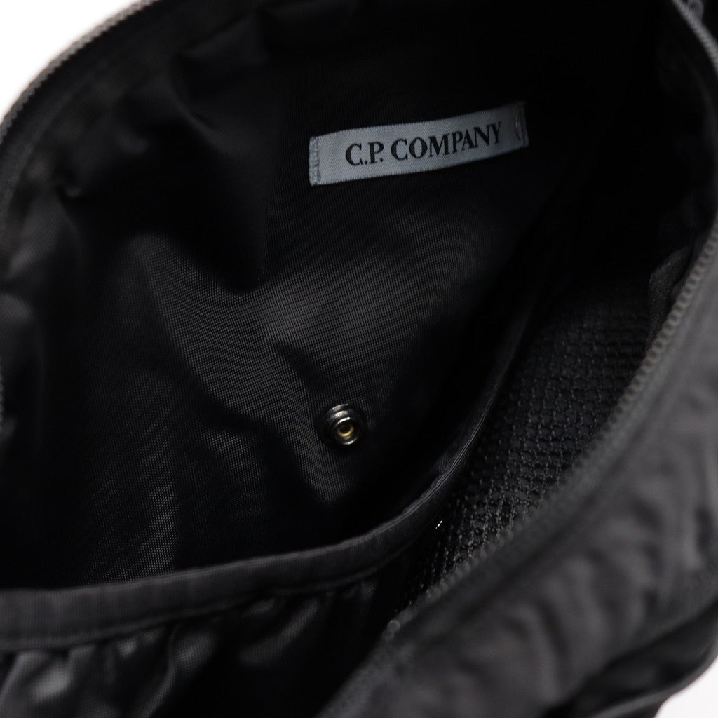 NYLON B LENS CROSSBODY RUCKSACK #BLACK 999 [RCCMAC735A-005269G-26FWP]