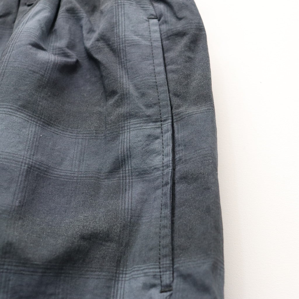 TASLAN NYLON CHECK EASY SHORTS #BLACK [CCC-261P004]