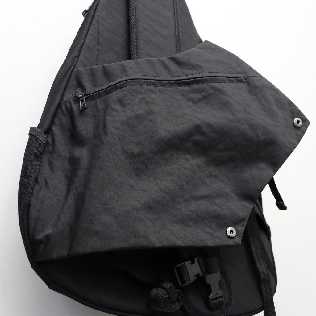 TEXTURED TWILL 3 POINTS SLINGER BAG #BLACK [FTT36261B0004]