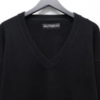 V NECK SWEATER #BLACK [25FW-WMK-KN09]
