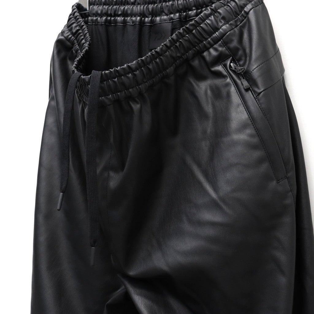 TECH SYNTHETIC SKIN WINDBREAKER PANTS #BLACK [BP-40025W]