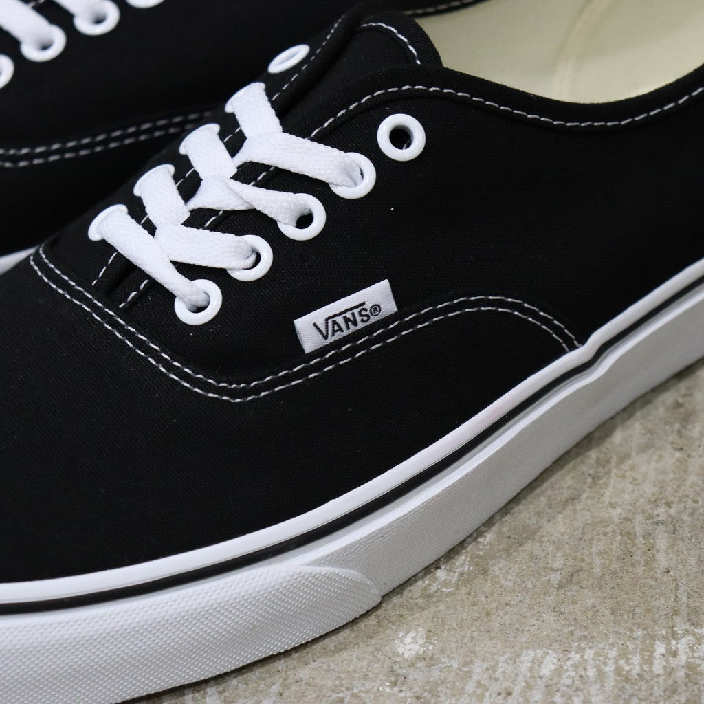 UA Authentic #BLACK [VN000EE3BLK]