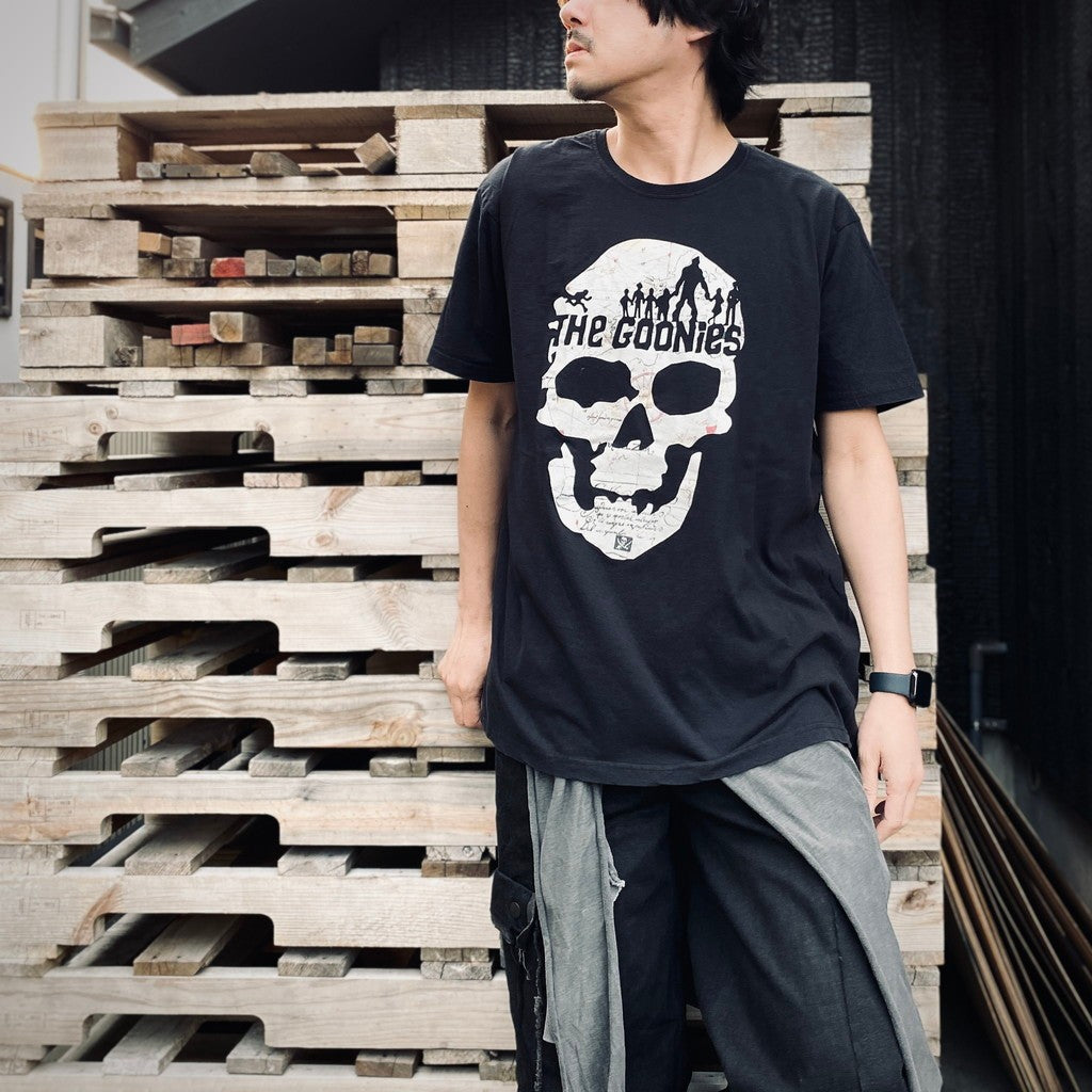 THE GOONIES #BLACK [tl25s103]