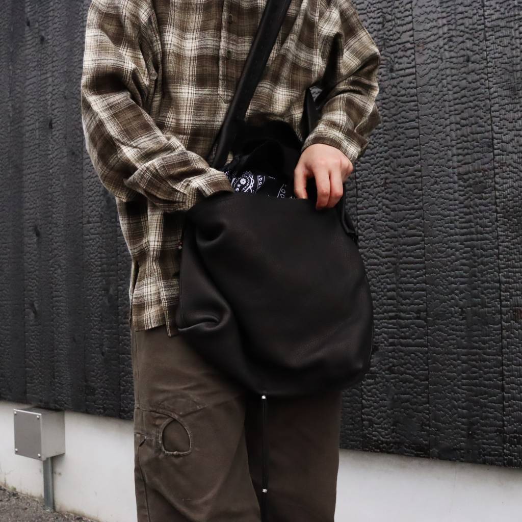 Early Morning | DEERSKIN LARGE MESSENGER BAG #BLACK [EM0924403]