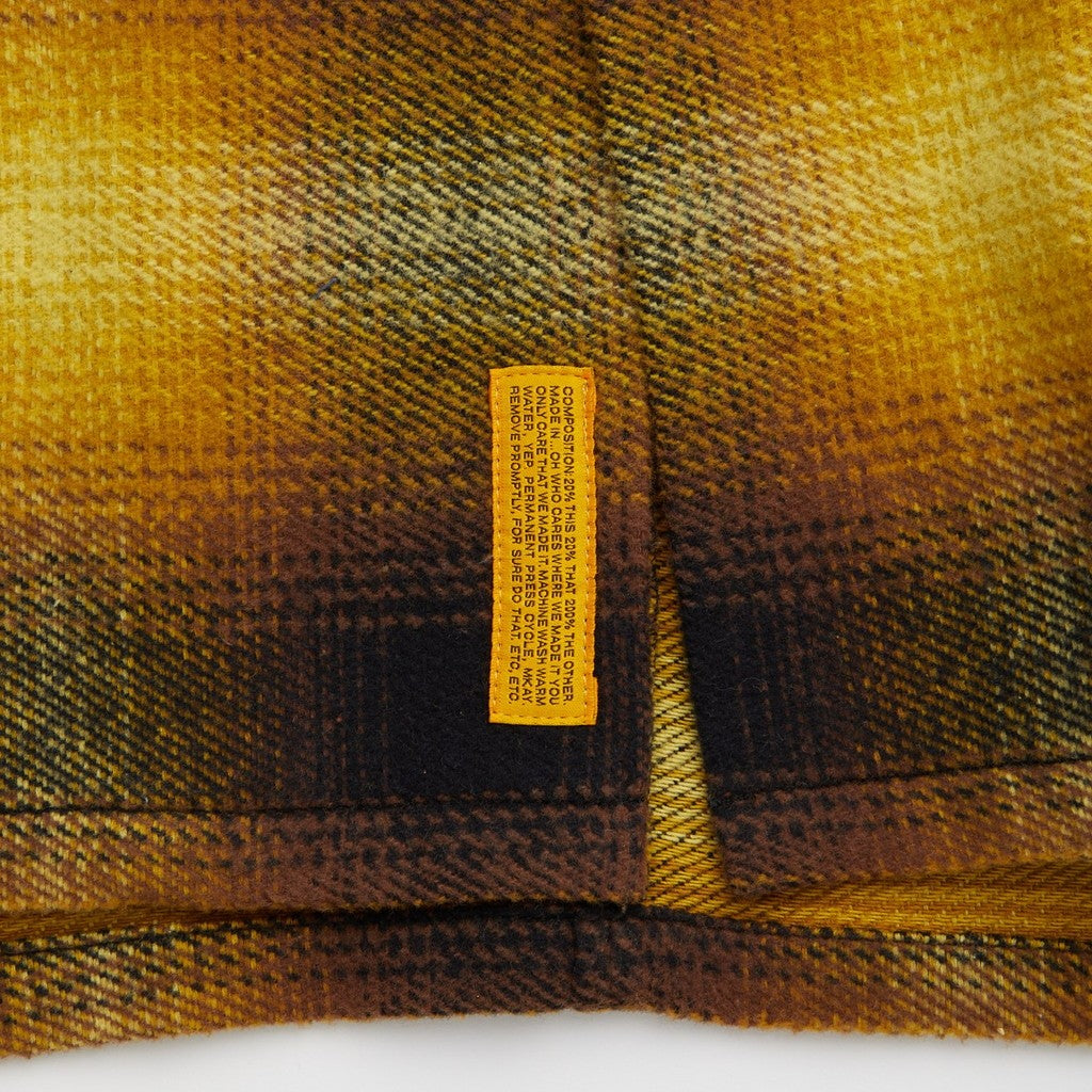 MAC SMOKE #YELLOW [F32620-SH08]