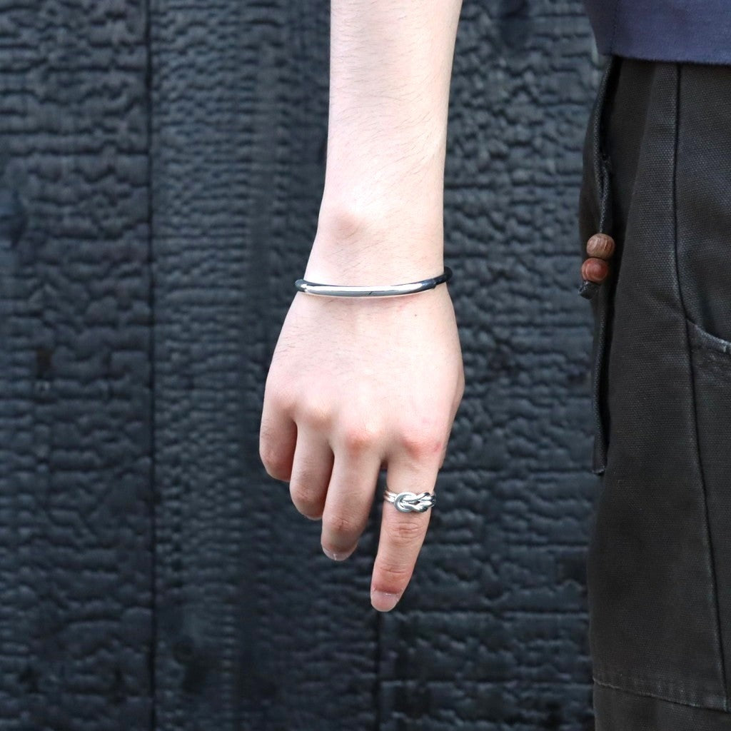Round Leather Bracelet -Black- #SILVER [XOLB004L-BLK]