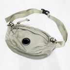 NYLON B LENS CROSSBODY PACK #FALLEN ROCK 356 [21CMAC734A-005269G-26FWP]