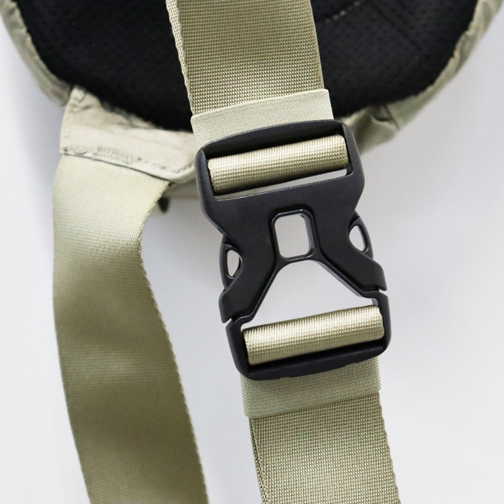 NYLON B LENS CROSSBODY PACK #FALLEN ROCK 356 [21CMAC734A-005269G-26FWP]