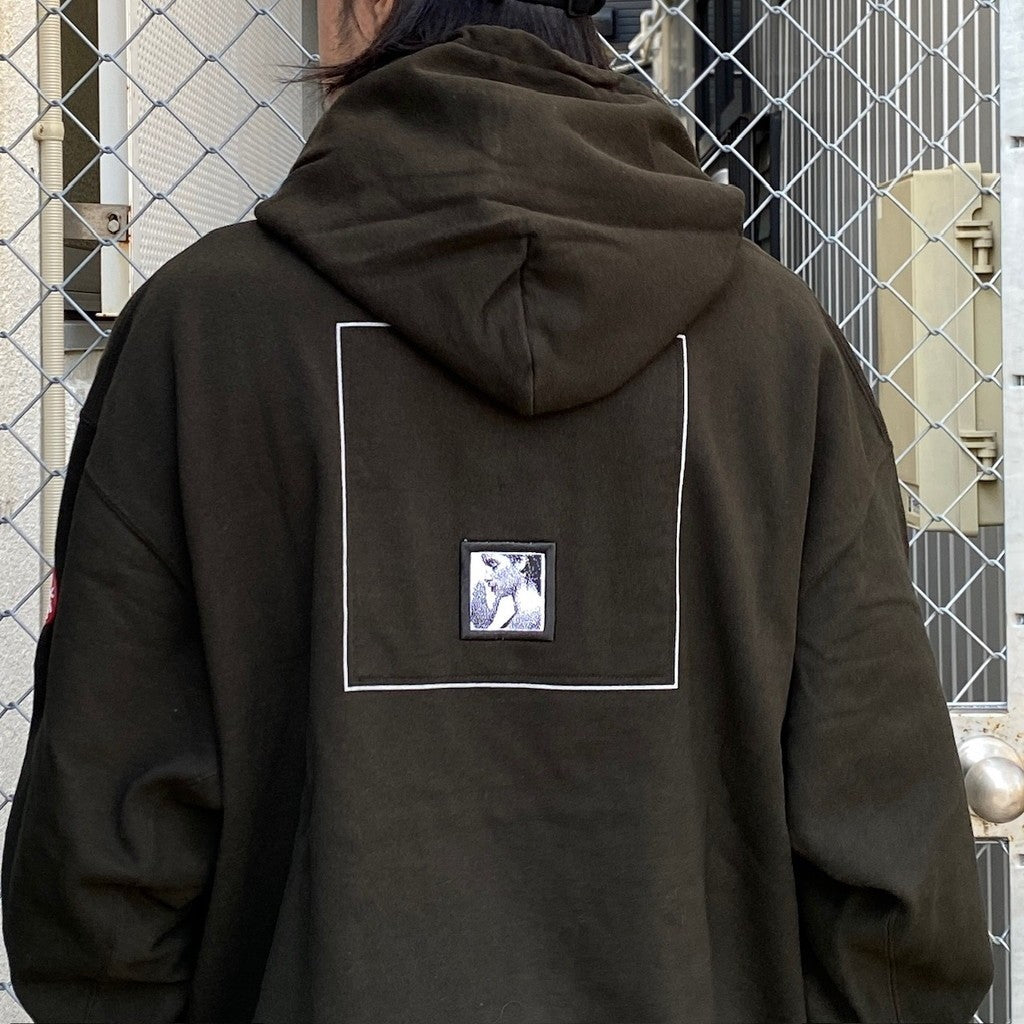 ZIG MODEL HOODY #BLACK [CES25CS12]