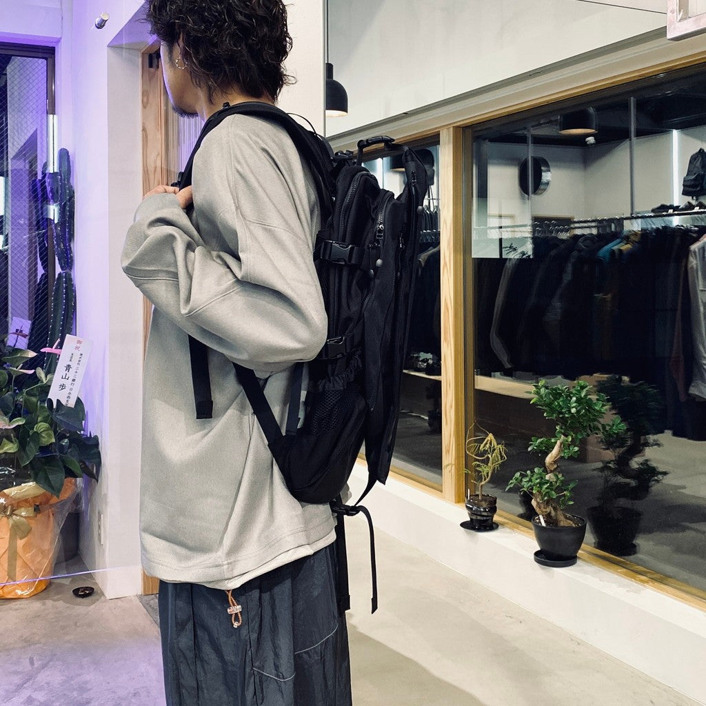 同時 | “GW-1U” CORDURA 尼龍“OUTSIDE”背包 #黑色 [GOOPI-25AW-SEP-03]