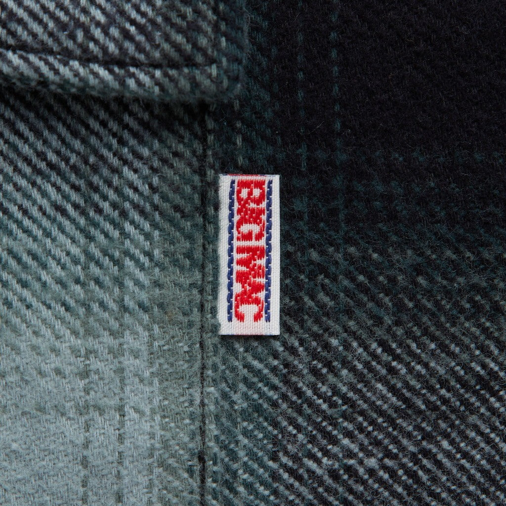 MAC 色號 #GREEN [F32520-SH11]