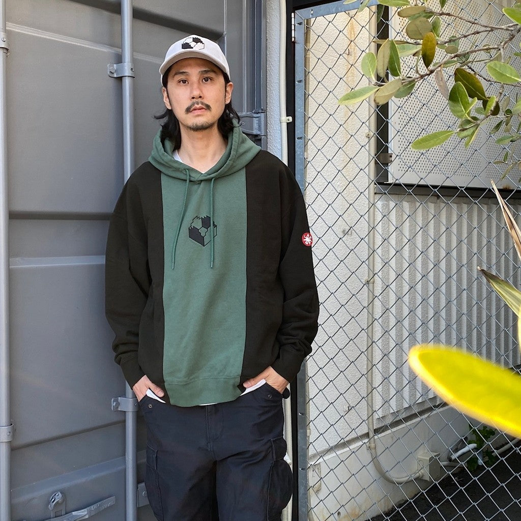 PANELED TWO TONE HOODIE #GREEN [CES25CS14]