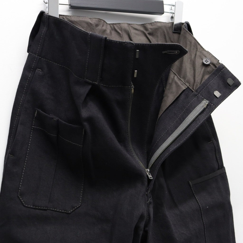 EIGHT #BLACK [AY-1001]