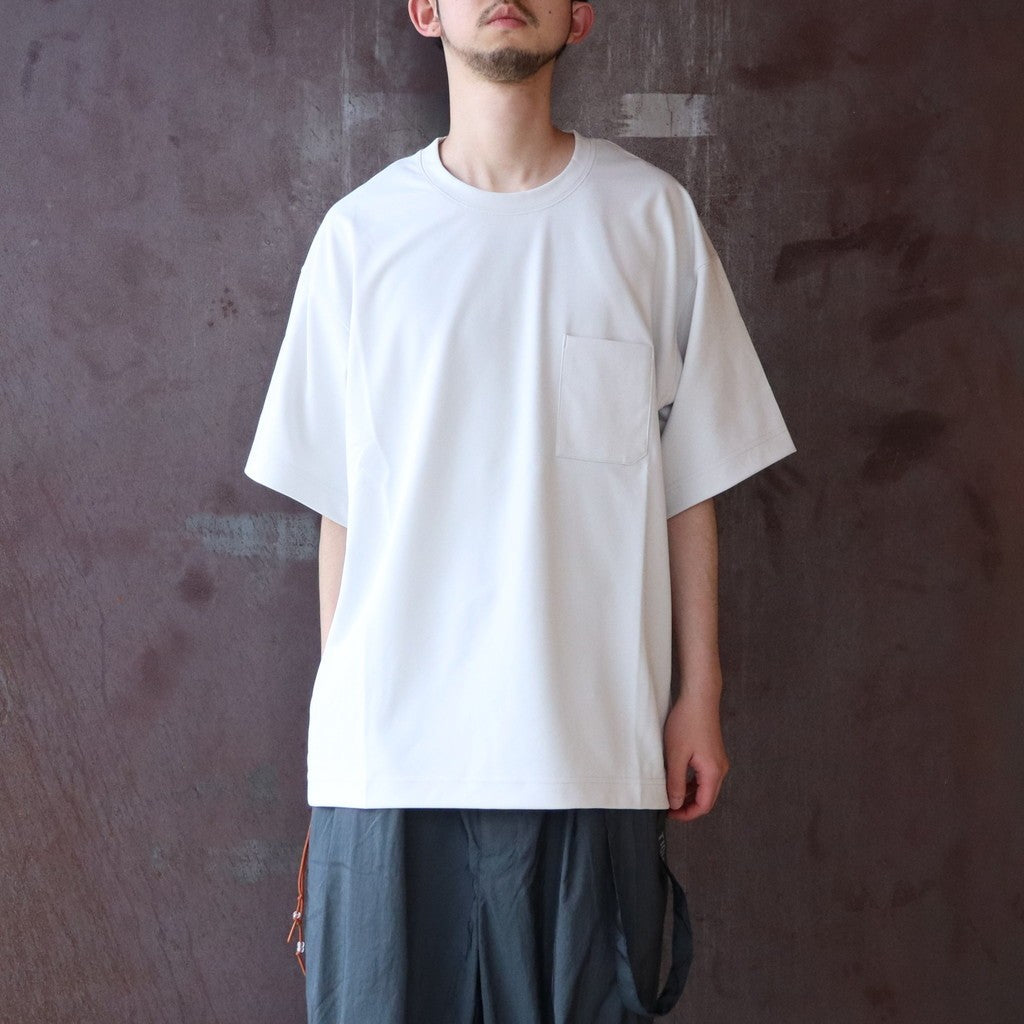 SND1 - Basic Pocket Tee (Ver. Sharp) #Cream [GOOPI-26SS-APR-01]