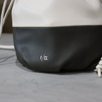 TECH LEATHER DRAWSTRING POCHETTE #IVORY [FLE34241B0001]