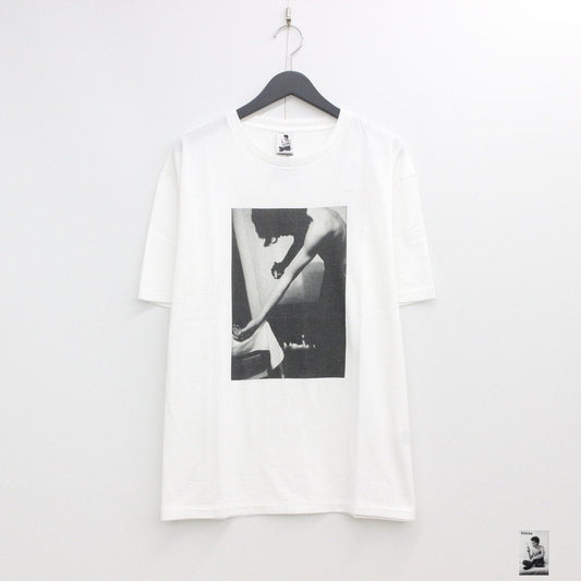 LARRY CLARK TULSA | 标准圆领 T 恤 2 型 #白色 [STIELO-WM-LC-ST02]