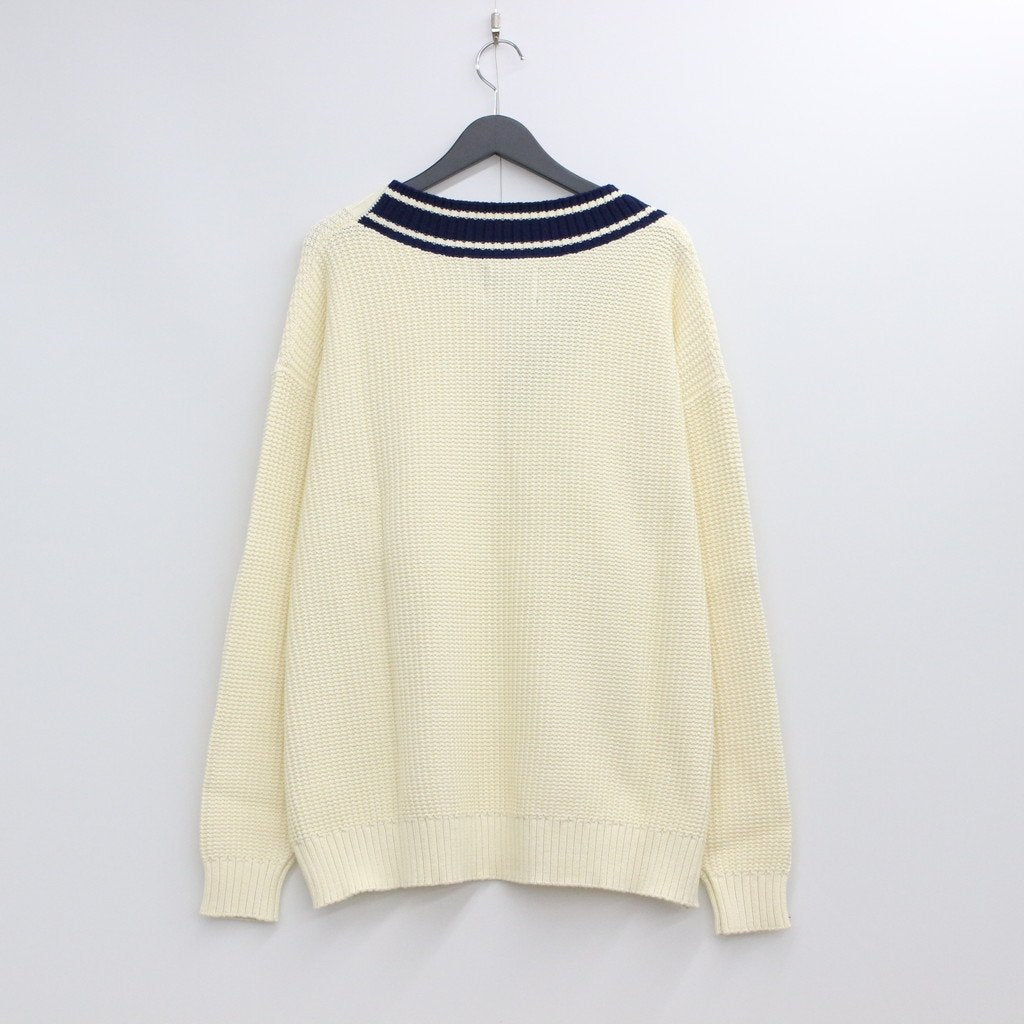 不對稱 V 針織 #白色 [SC2210-KN01]