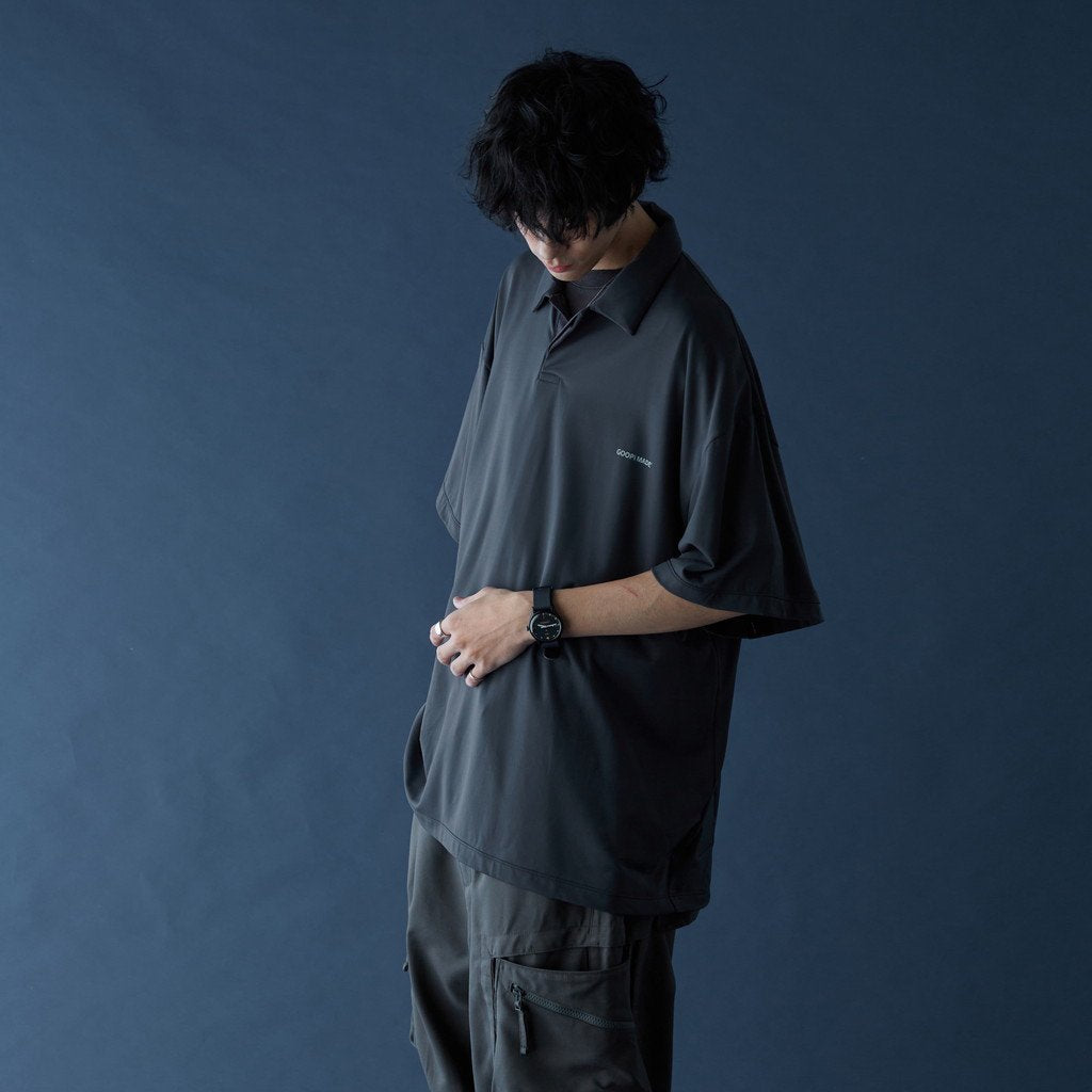 GOOPiMADE | グーピーメイド 「GNV-07」 Soft Box Polo Shirt #Asphalt
