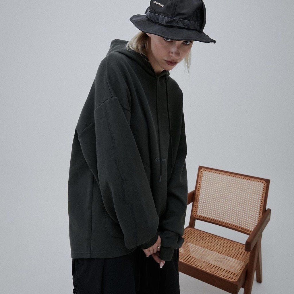 VI-X01H - “6th” 標誌連帽衫 #D-BUSCHGRUN [GOOPI-22AW-OCT-3]