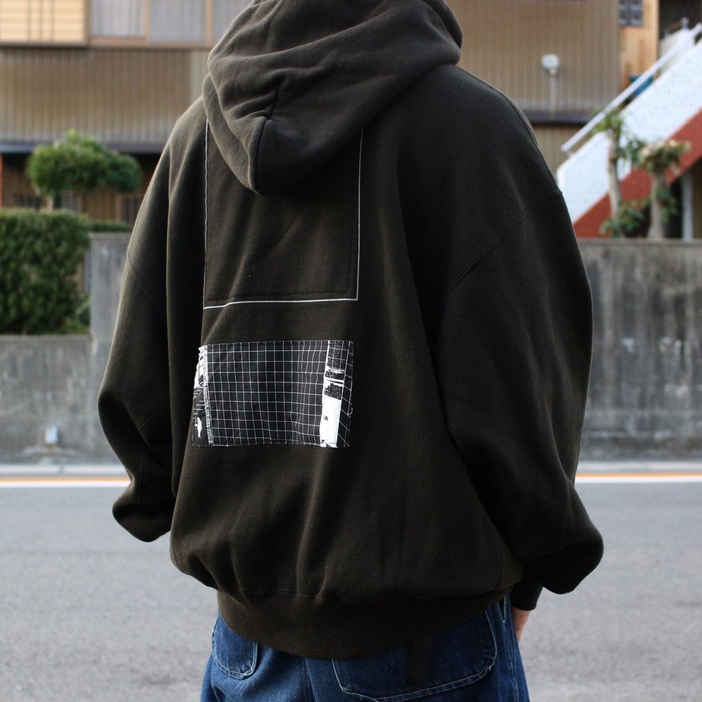 【C.E / シーイー】DIZZINESS HEAVY HOODY