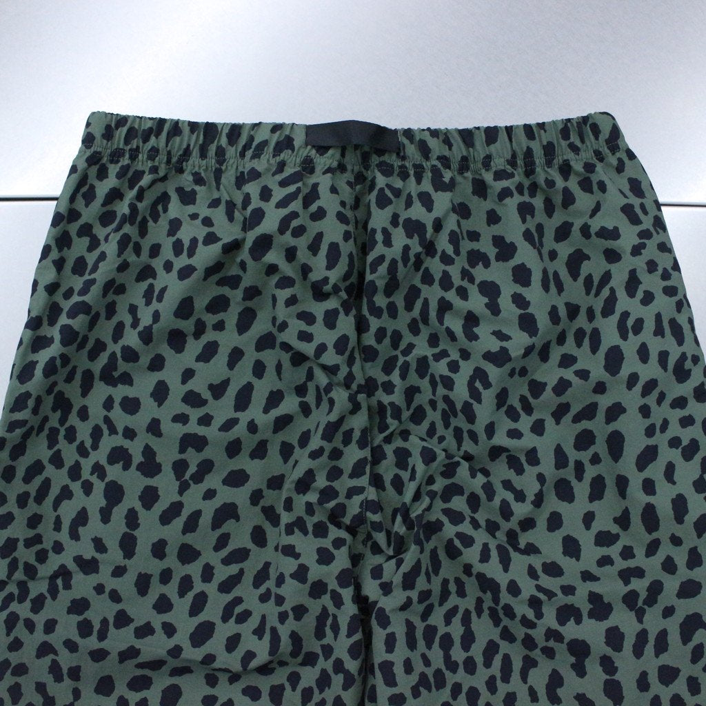 GRAMICCI | LEOPARD TRACK PANTS #KHAKI [GRAMICCI-WM-TP01]