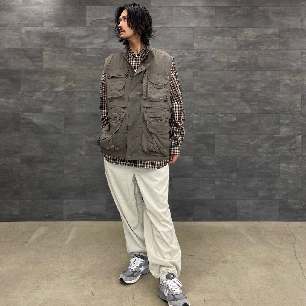 TECH EASY TROUSERS TWILL　23AW傷汚れ匂い全くありません