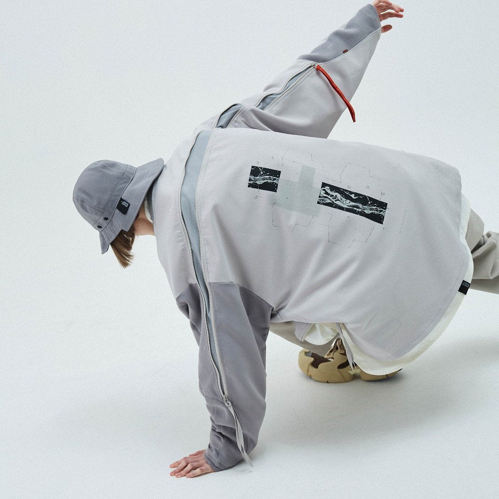 LWN-03 "ZYSTEM" GRAPHIC WIDE CREWNECK #TECH-GRAY [GOOPI-23SS-FEB-01]