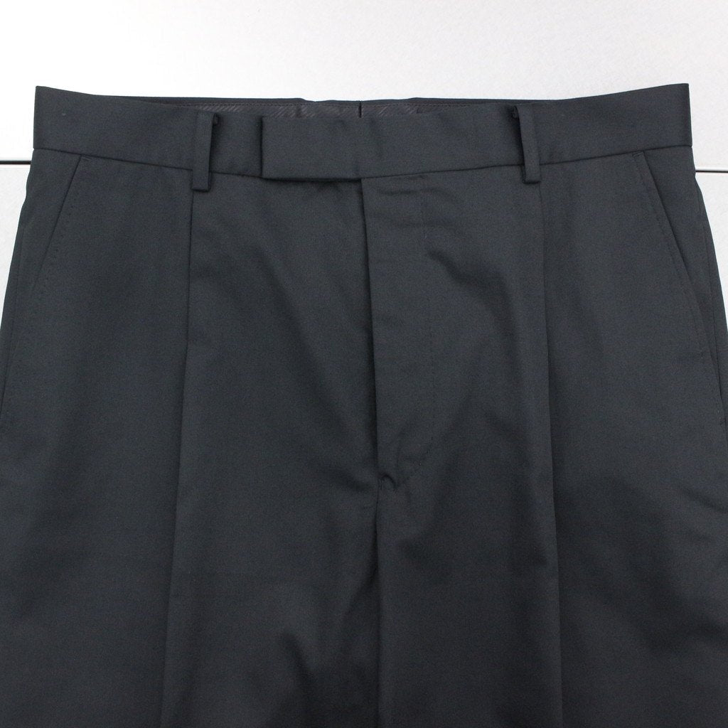 PLEATED TROUSERS #BLACK [22FWE-WMP-TR01]