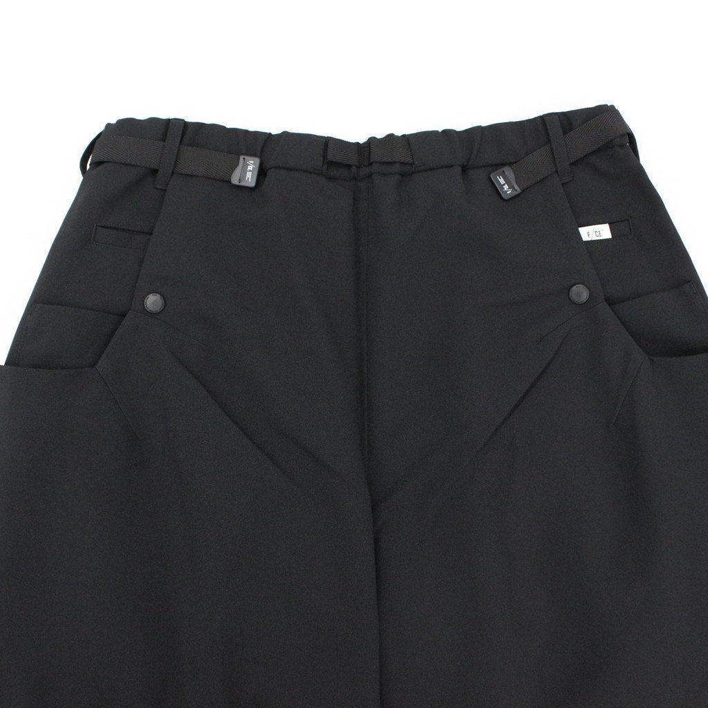 LIGHTWEIGHT BALLOON CROPPED PANTS #BLACK [FST03232M0003]