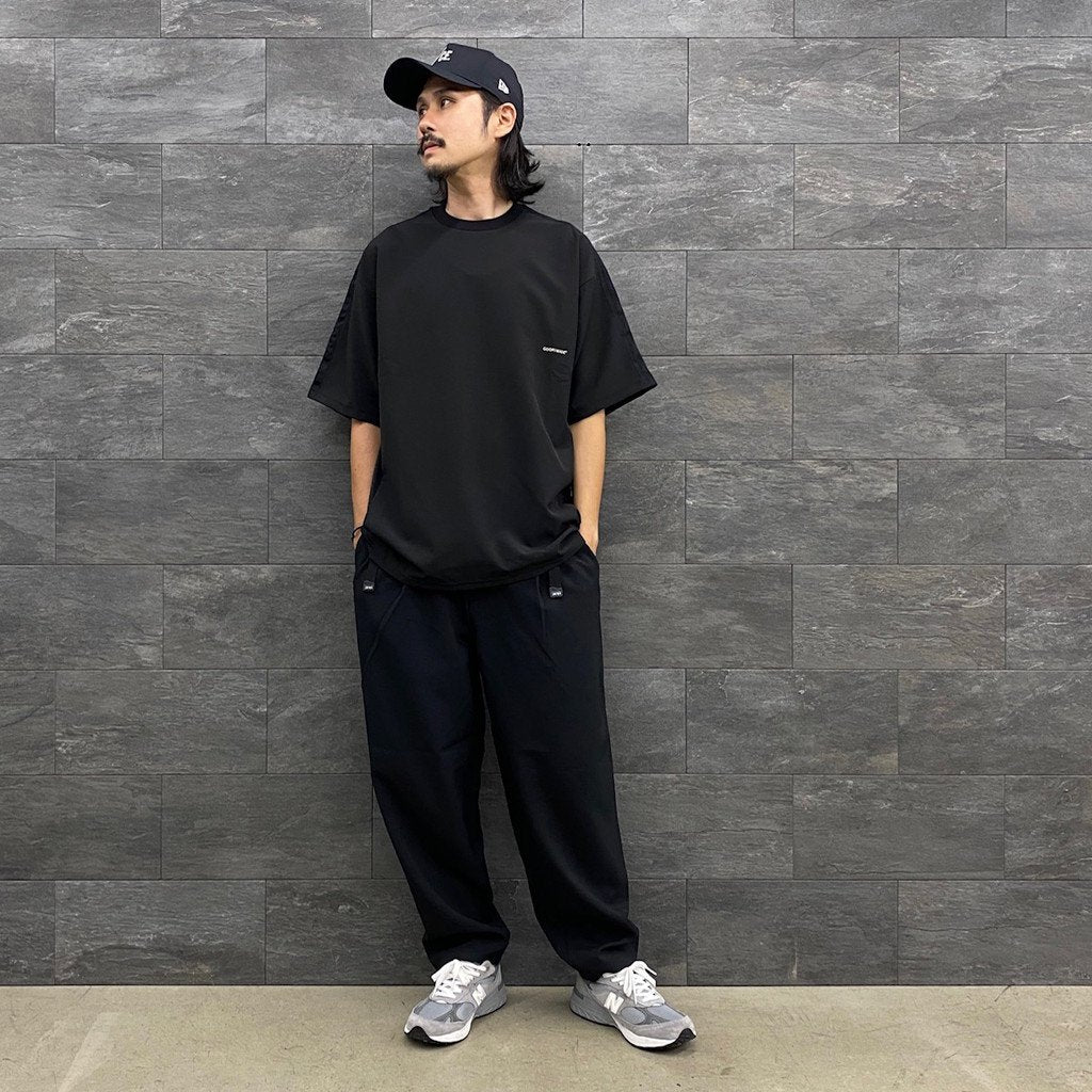 LIGHTWEIGHT BALLOON CROPPED PANTS #BLACK [FST03232M0003]
