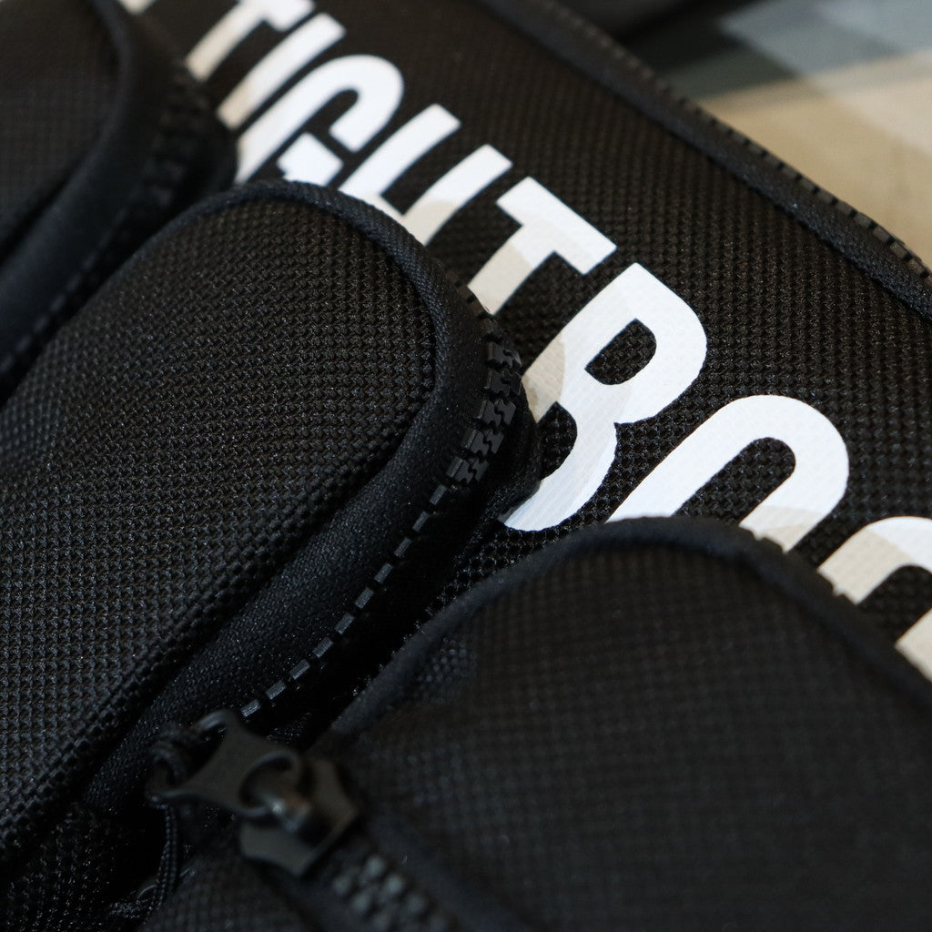 TRIPLE POCKET SACOCHE #BLACK [FW23-A03]