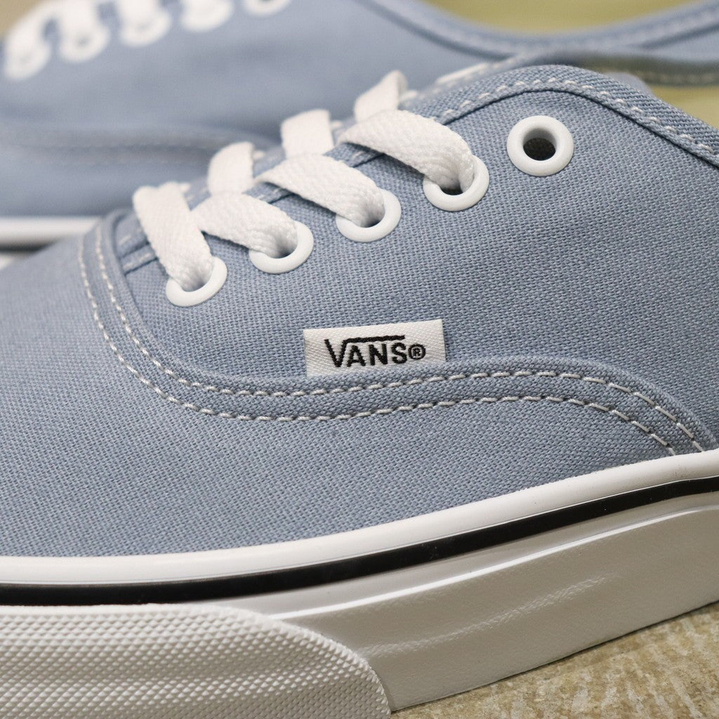 AUTHENTIC #COLOR THEORY DUSTY BLUE [VN000CRTDSB]
