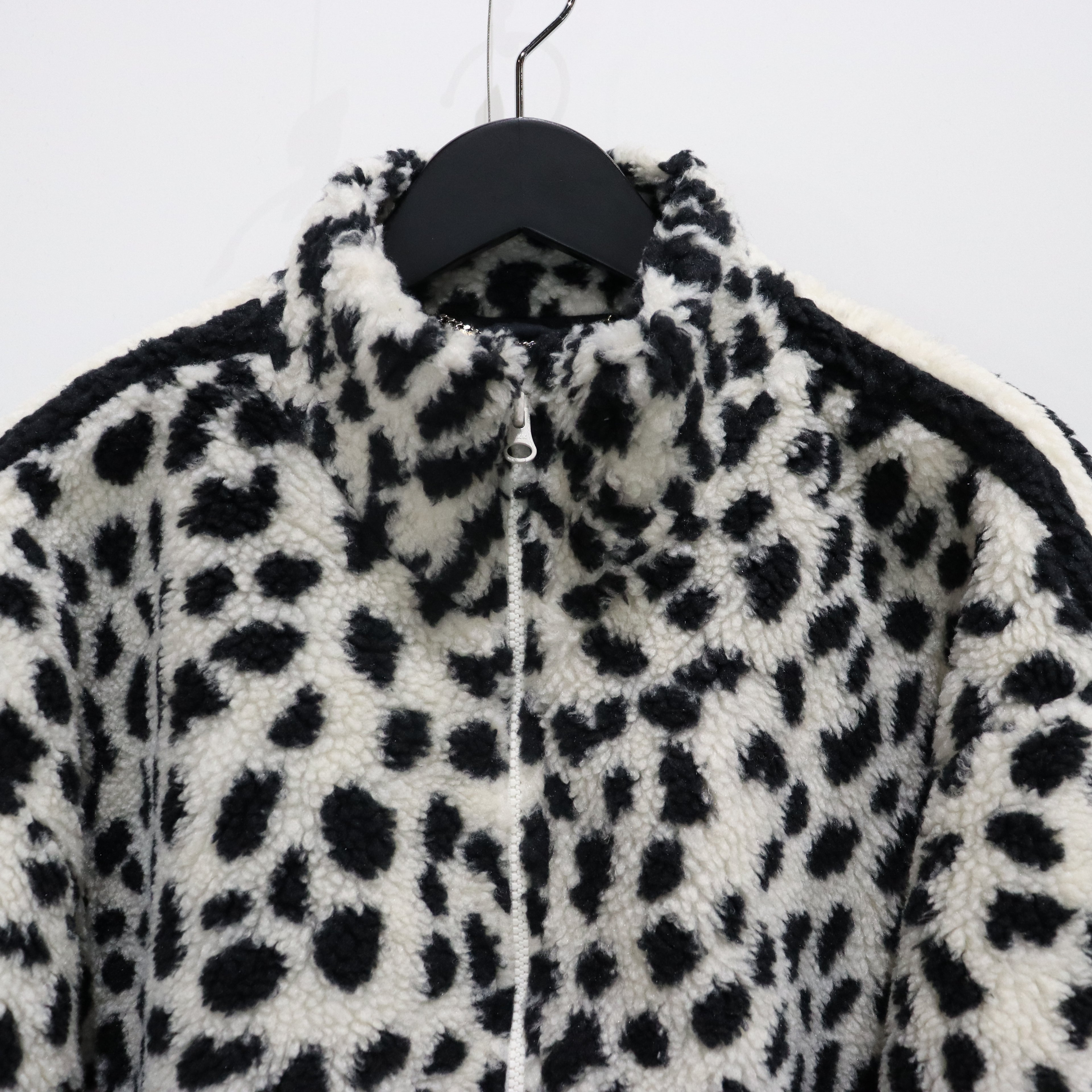 LEOPARD BOA TRACK JACKET #OFFWHITE [23FW-WMO-TJ01]