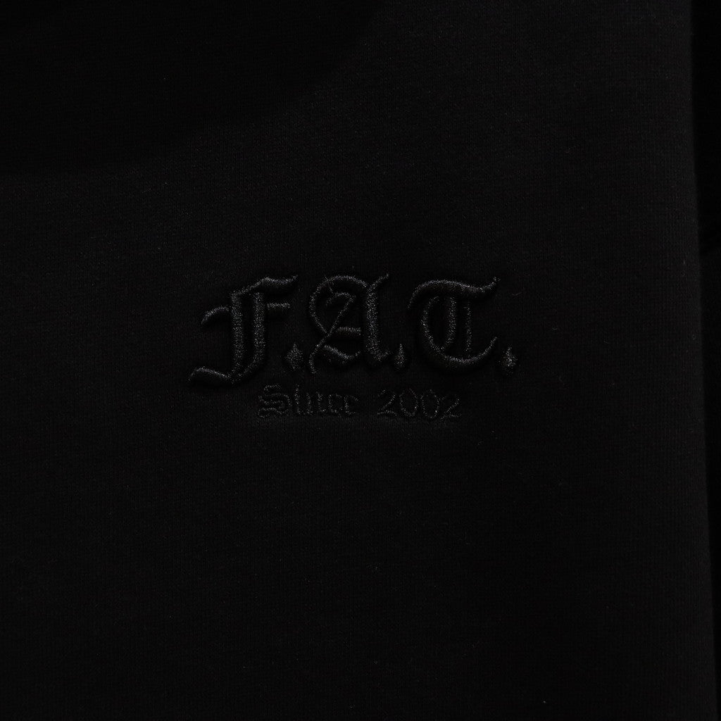 EMBOVER #BLACK [F32321-SW16]