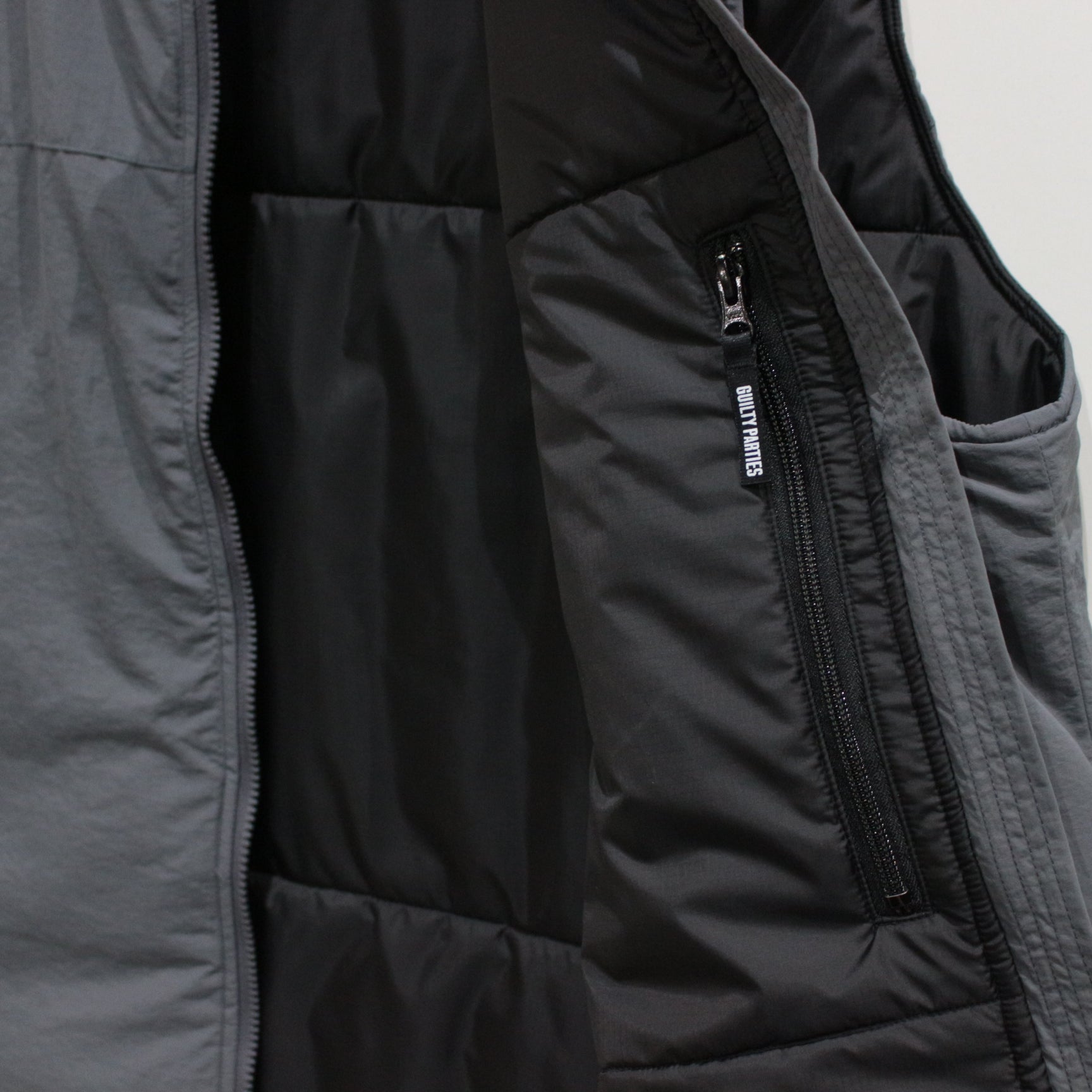 PADDING VEST #GRAY [23FW-WMO-OD05]