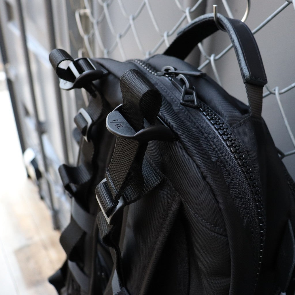 420 re/cor TRAVEL BP #BLACK [FCD30241B0001]