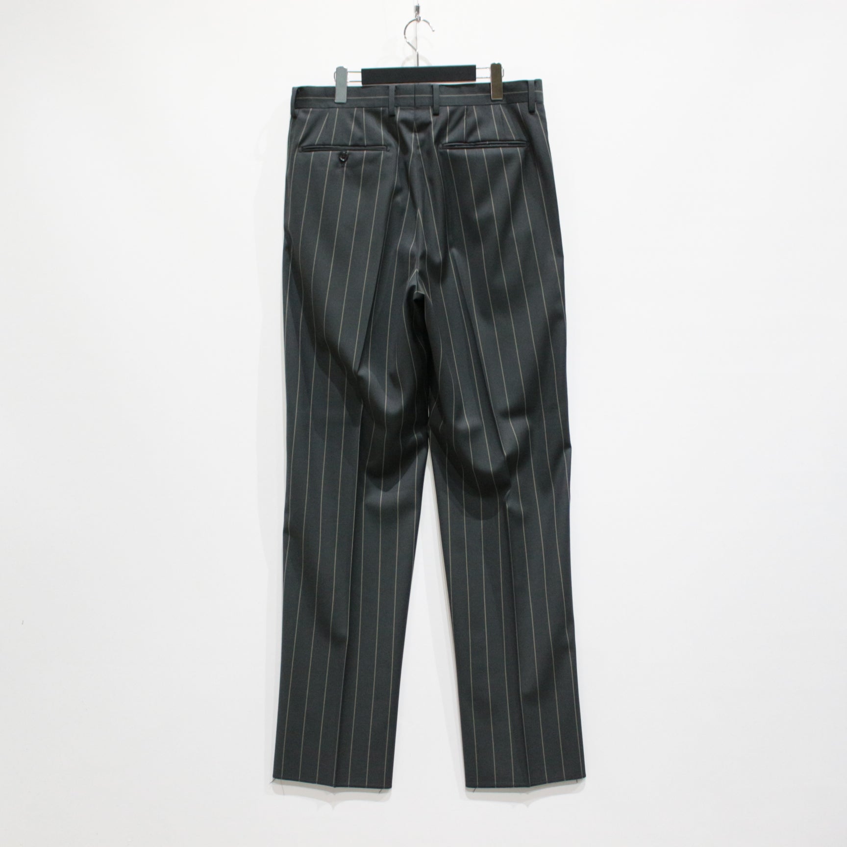 専用 39000円 23ss DOUBLE PLEATED TROUSERS - ファッション