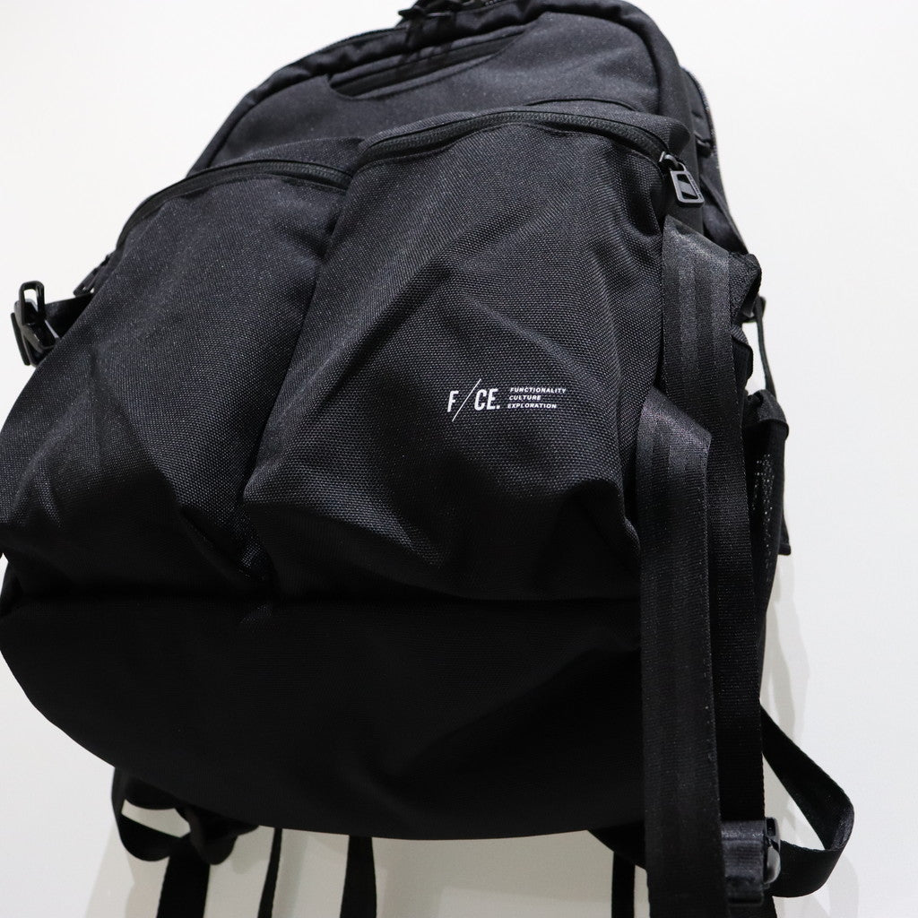 950 DAYPACK #BLACK [FNI31232B0001]