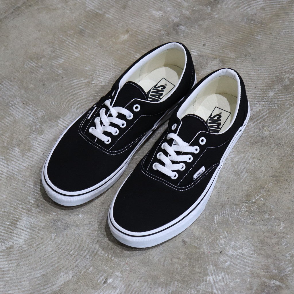 UA ERA #BLACK [VN000EWZBLK]